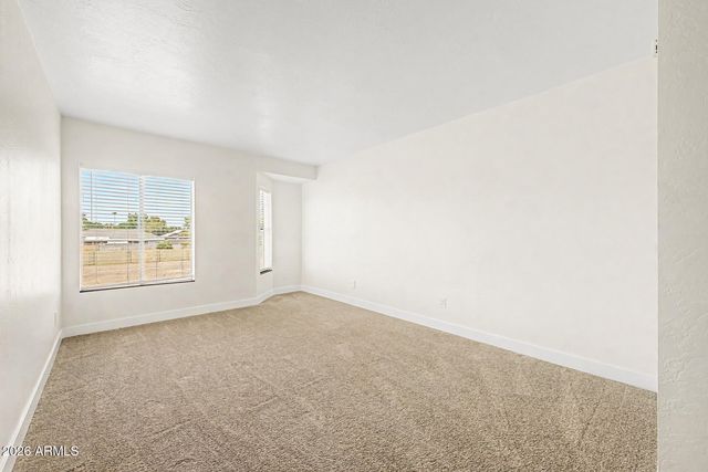 4470 W PALMAIRE Avenue, Glendale, AZ 85301