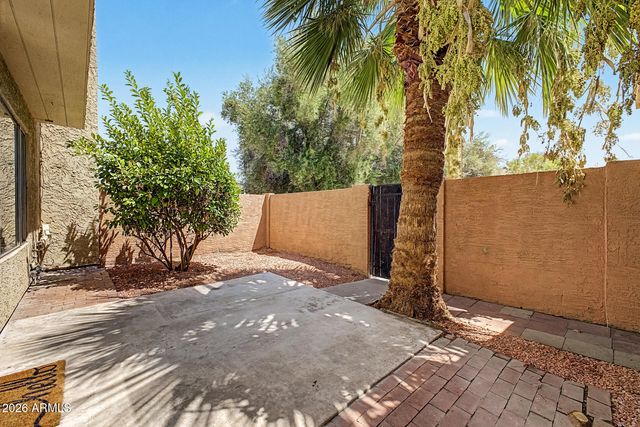 4470 W PALMAIRE Avenue, Glendale, AZ 85301
