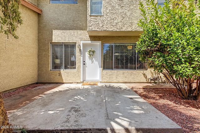 4470 W PALMAIRE Avenue, Glendale, AZ 85301