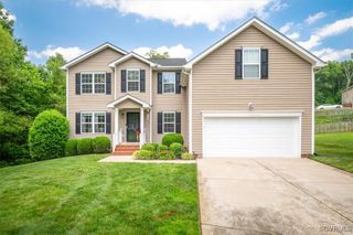 3200 Ellenbrook Dr, Chester, VA 23831