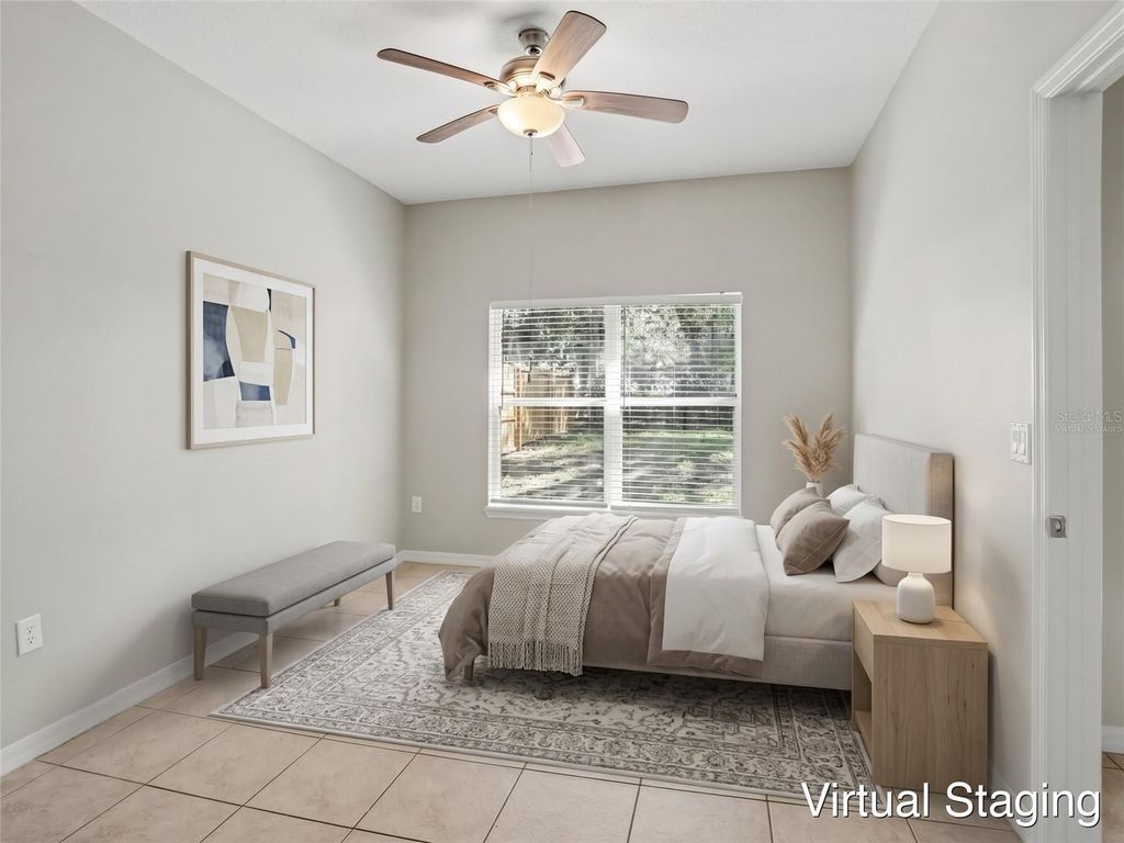 Image 9 of property listing at 5007 SHALE RIDGE TRAIL, Orlando, FL 32818