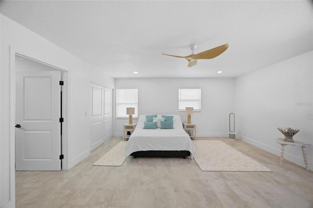 4014 W ROGERS AVENUE, Tampa, FL 33611