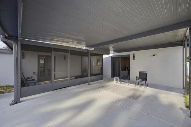 4014 W ROGERS AVENUE, Tampa, FL 33611