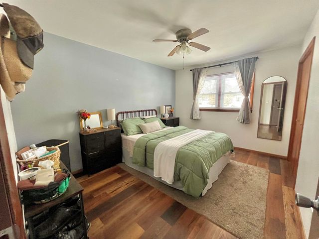 924 2nd Ave SW, Oelwein, IA 50662