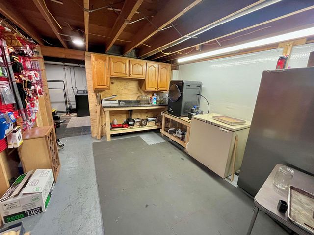 924 2nd Ave SW, Oelwein, IA 50662