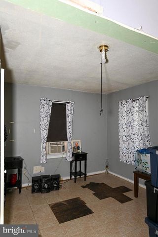 314 S FOURTH ST, Vineland, NJ 08360