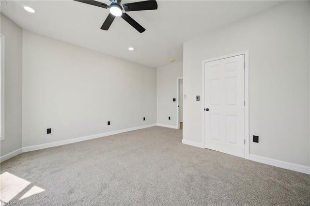 208 Clay ST, Suffolk, VA 23434