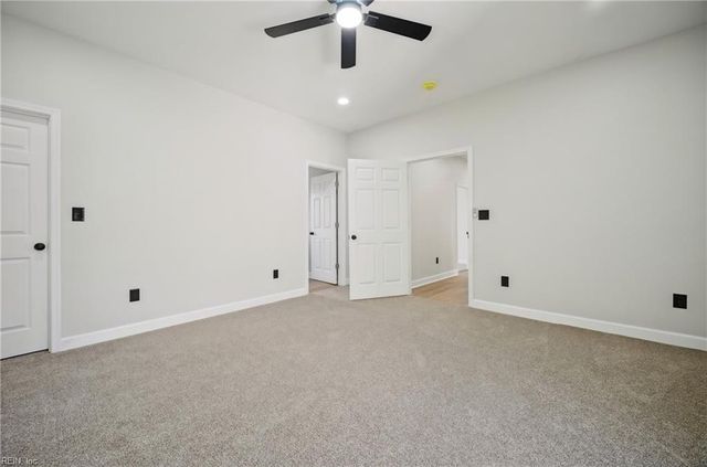 208 Clay ST, Suffolk, VA 23434
