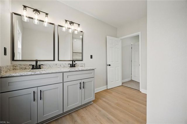 208 Clay ST, Suffolk, VA 23434