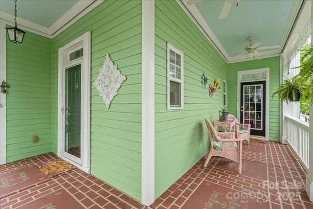 136 Water Oak Drive, Mooresville, NC 28117