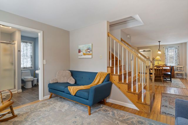 60 Walnut Avenue, North Hampton, NH 03862