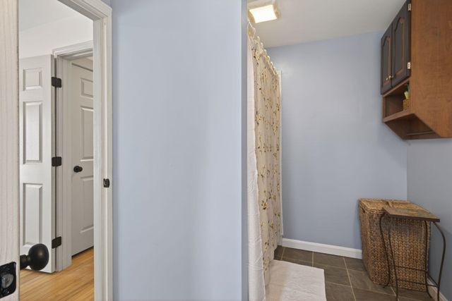 60 Walnut Avenue, North Hampton, NH 03862