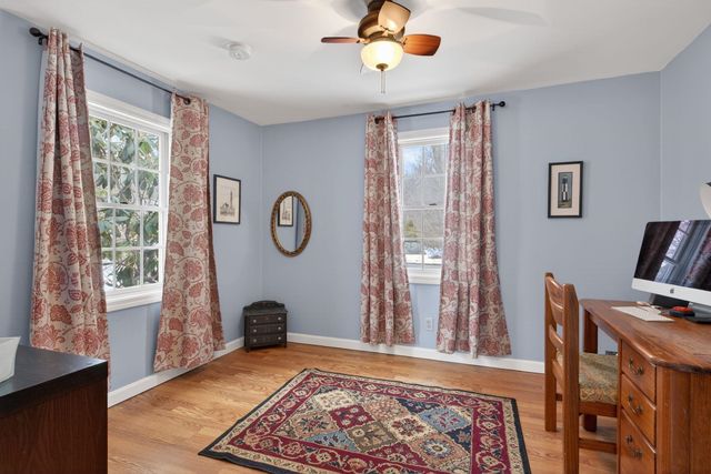 60 Walnut Avenue, North Hampton, NH 03862