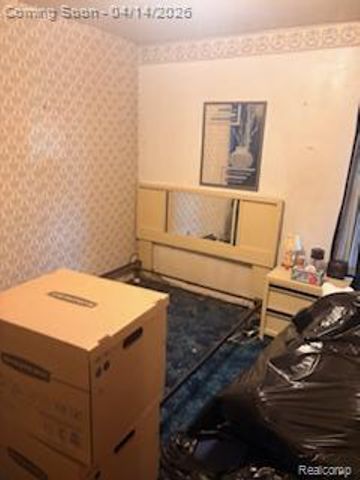 14882 E Piedmont Street, Detroit, MI 48223