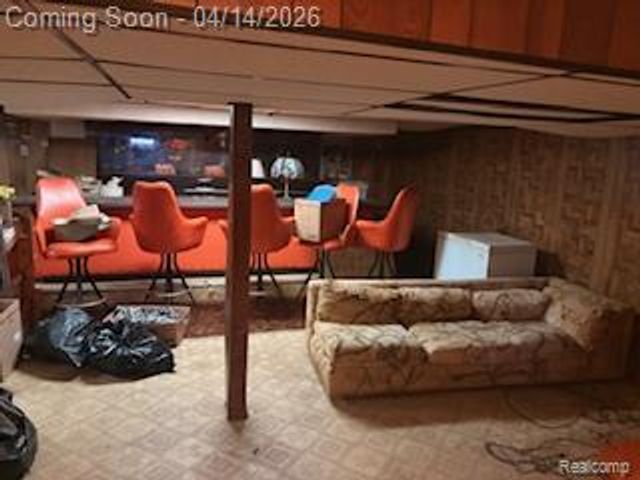 14882 E Piedmont Street, Detroit, MI 48223