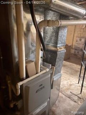 14882 E Piedmont Street, Detroit, MI 48223