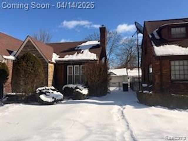 14882 E Piedmont Street, Detroit, MI 48223