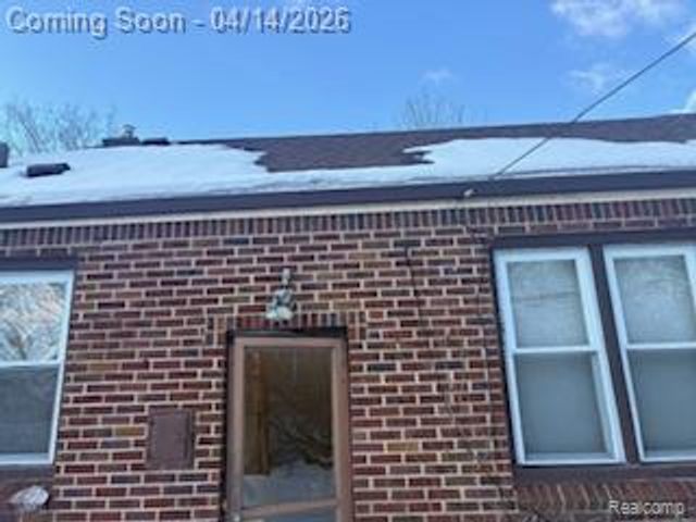 14882 E Piedmont Street, Detroit, MI 48223