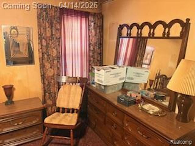 14882 E Piedmont Street, Detroit, MI 48223