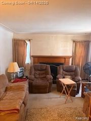 14882 E Piedmont Street, Detroit, MI 48223