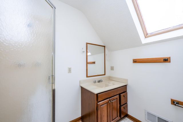 17383 S Basswood Road, Three Oaks, MI 49128