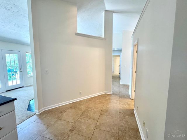 1411 Garden Place, Sharonville, OH 45246
