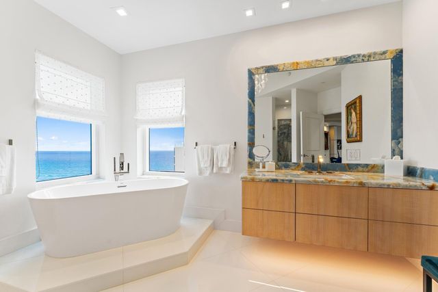 2700 N Ocean Drive Ph-1b, Riviera Beach, FL 33404