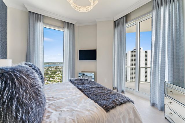 2700 N Ocean Drive Ph-1b, Riviera Beach, FL 33404