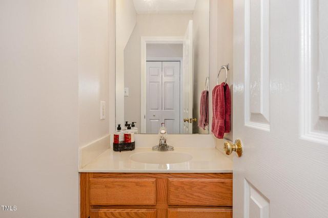 809 Maple Shade Lane, Apex, NC 27502