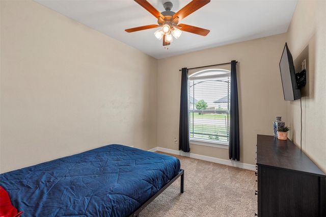 502 Oak DR, Troy, TX 76579