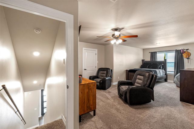 502 Oak DR, Troy, TX 76579