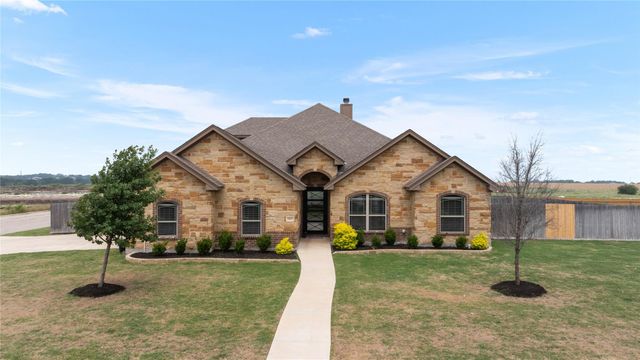 502 Oak DR, Troy, TX 76579