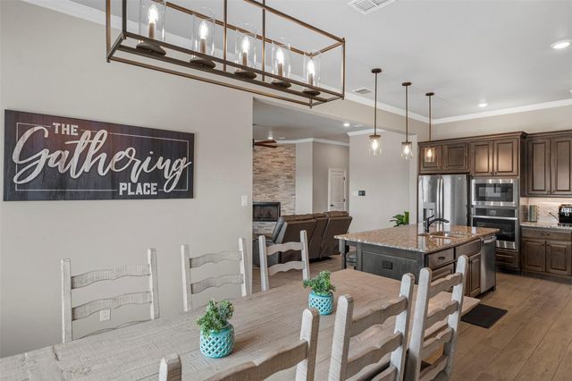 502 Oak DR, Troy, TX 76579