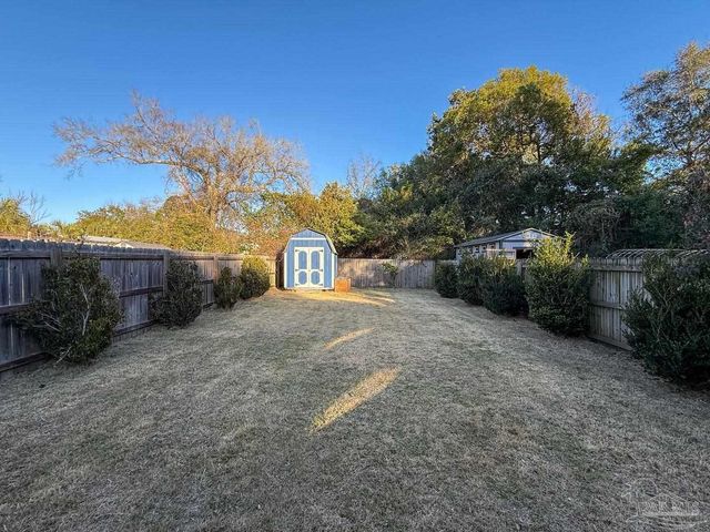 1006 N D St, Pensacola, FL 32501