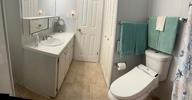 4261 Meadow View Drive, Boynton Beach, FL 33436