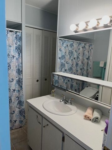 4261 Meadow View Drive, Boynton Beach, FL 33436