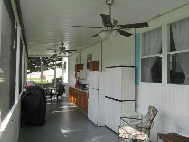 4261 Meadow View Drive, Boynton Beach, FL 33436