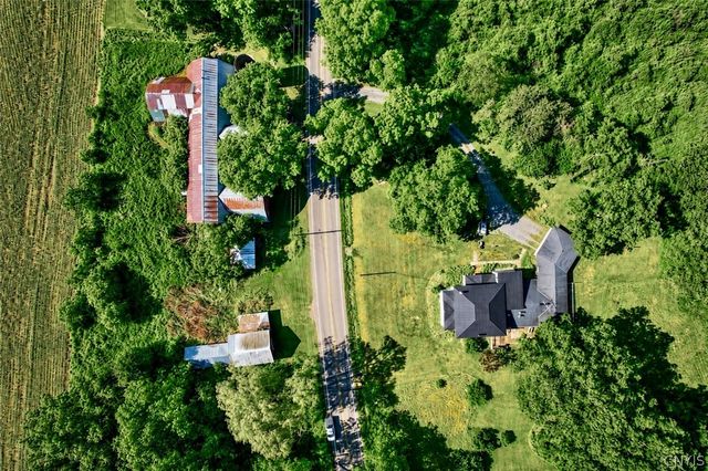 2582 Pompey Hollow Road, Pompey, NY 13035