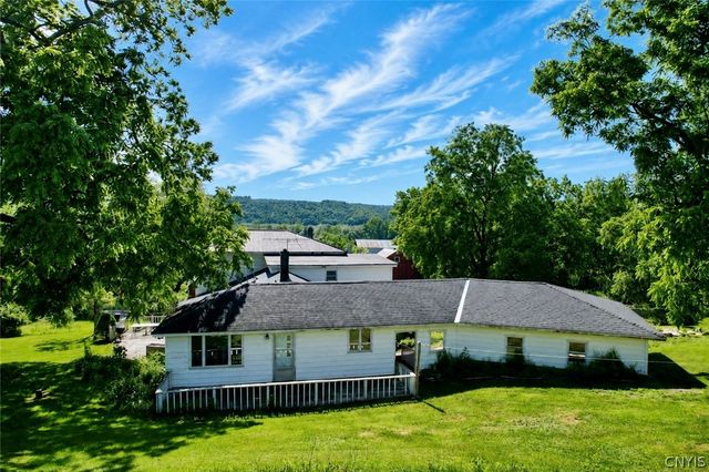 2582 Pompey Hollow Road, Pompey, NY 13035