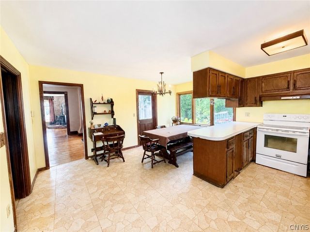 2582 Pompey Hollow Road, Pompey, NY 13035