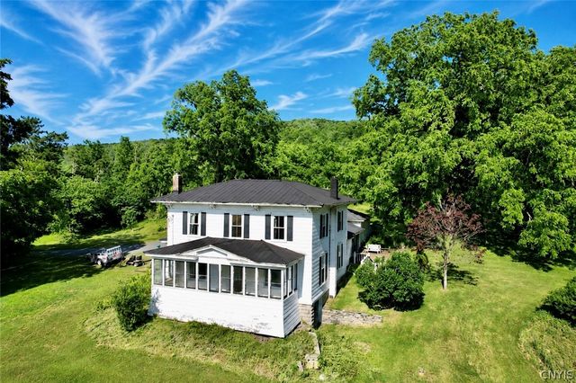 2582 Pompey Hollow Road, Pompey, NY 13035