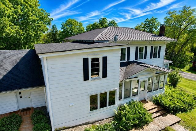 2582 Pompey Hollow Road, Pompey, NY 13035