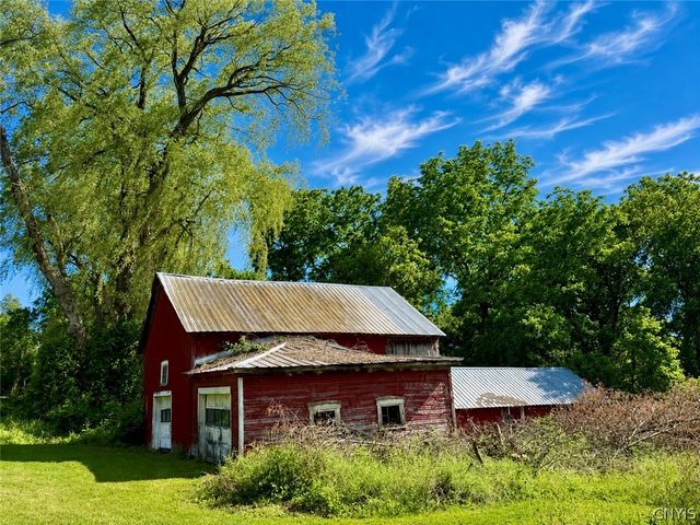 2582 Pompey Hollow Road, Pompey, NY 13035