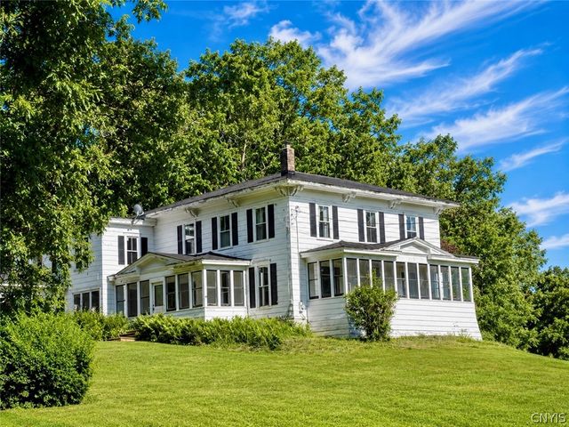 2582 Pompey Hollow Road, Pompey, NY 13035