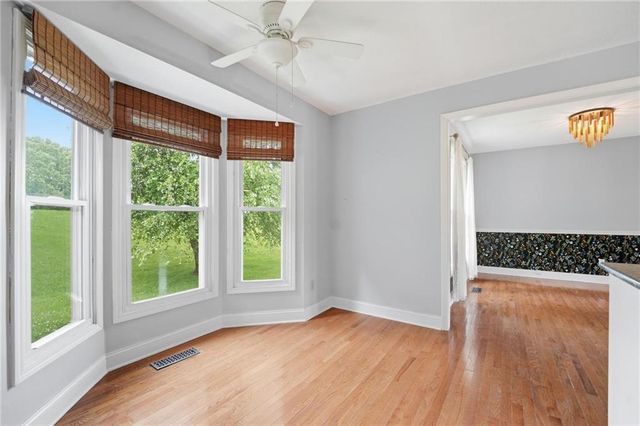4811 NW 57th Court, Kansas City, MO 64151
