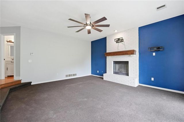 4811 NW 57th Court, Kansas City, MO 64151
