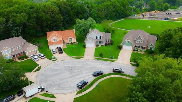 4811 NW 57th Court, Kansas City, MO 64151