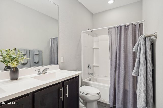 10915 E TRAVERTINE Avenue, Mesa, AZ 85212