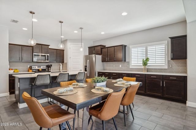 10915 E TRAVERTINE Avenue, Mesa, AZ 85212