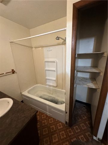 733-735 Mary St., Mckees Rocks, PA 15136